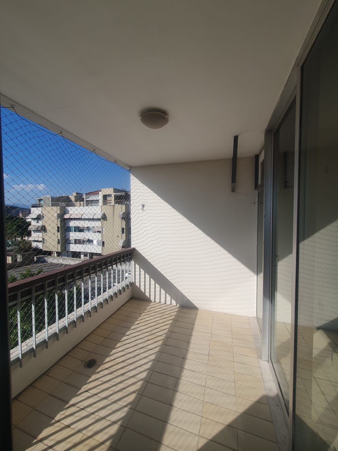 Apartamento para alugar com 3 quartos, 175m² - Foto 10