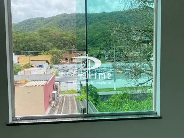 Apartamento com 35m² 1 quarto e 1 banheiro, para alugar, no bairro Itaipu em Niterói