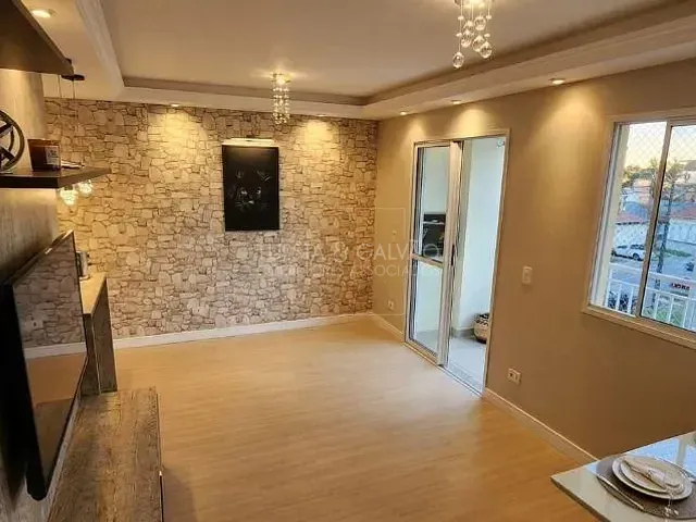 Apartamento com 70m² 3 quartos e 2 banheiros, à venda, no bairro Capão Raso em Curitiba