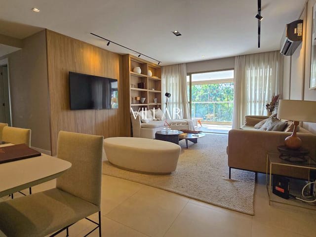 Apartamento com 190m² 3 quartos e 2 banheiros, à venda, no bairro Barra da Tijuca em Rio de Janeiro