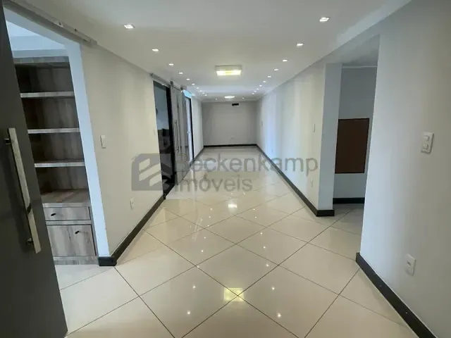 Apartamento 3 quartos e 3 banheiros, à venda, no bairro Nossa Senhora das Graças em Volta Redonda