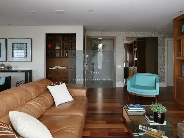 Apartamento com 200m² 3 quartos e 5 banheiros, à venda, no bairro Vila Andrade em São Paulo