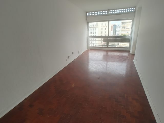 Apartamento com 77m² 1 quarto e 2 banheiros, à venda, no bairro República em São Paulo