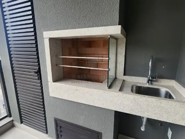 Apartamento 3 quartos e 4 banheiros, à venda, no bairro Jurerê em Florianópolis