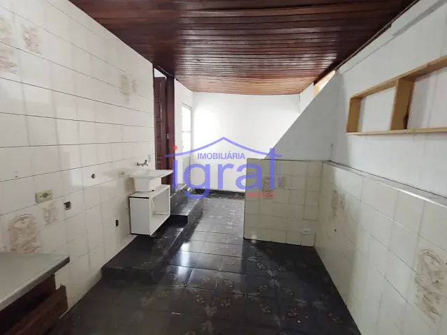 Casa 1 quarto e 1 banheiro, para alugar, no bairro Centro em Diadema