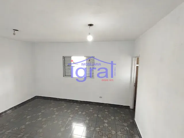 Casa 1 quarto e 1 banheiro, para alugar, no bairro Centro em Diadema