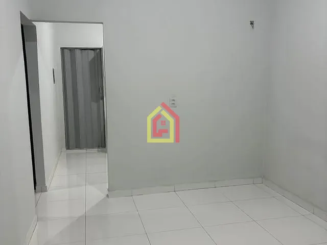 Apartamento 2 quartos e 1 banheiro, para alugar, no bairro Folha 32 em Marabá