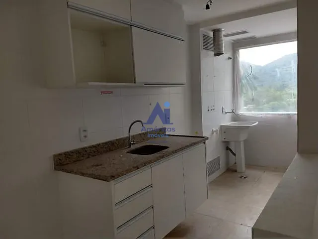 Apartamento 3 quartos e 2 banheiros, para alugar, no bairro Recreio dos Bandeirantes em Rio de Janeiro