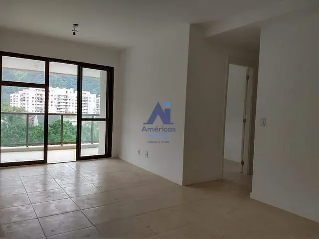 Apartamento 3 quartos e 2 banheiros, para alugar, no bairro Recreio dos Bandeirantes em Rio de Janeiro