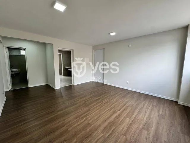 Apartamento 2 quartos e 2 banheiros, à venda, no bairro Centro em Araxá