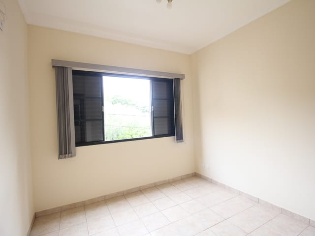 Apartamento com 125m² 2 quartos e 1 banheiro, para alugar, no bairro Jardim Guanabara em São João da Boa Vista