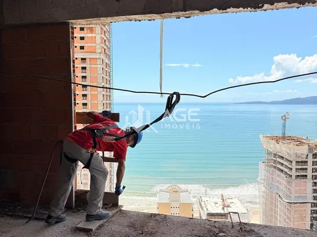 Apartamento 4 quartos e 5 banheiros, à venda, no bairro centro em Itapema