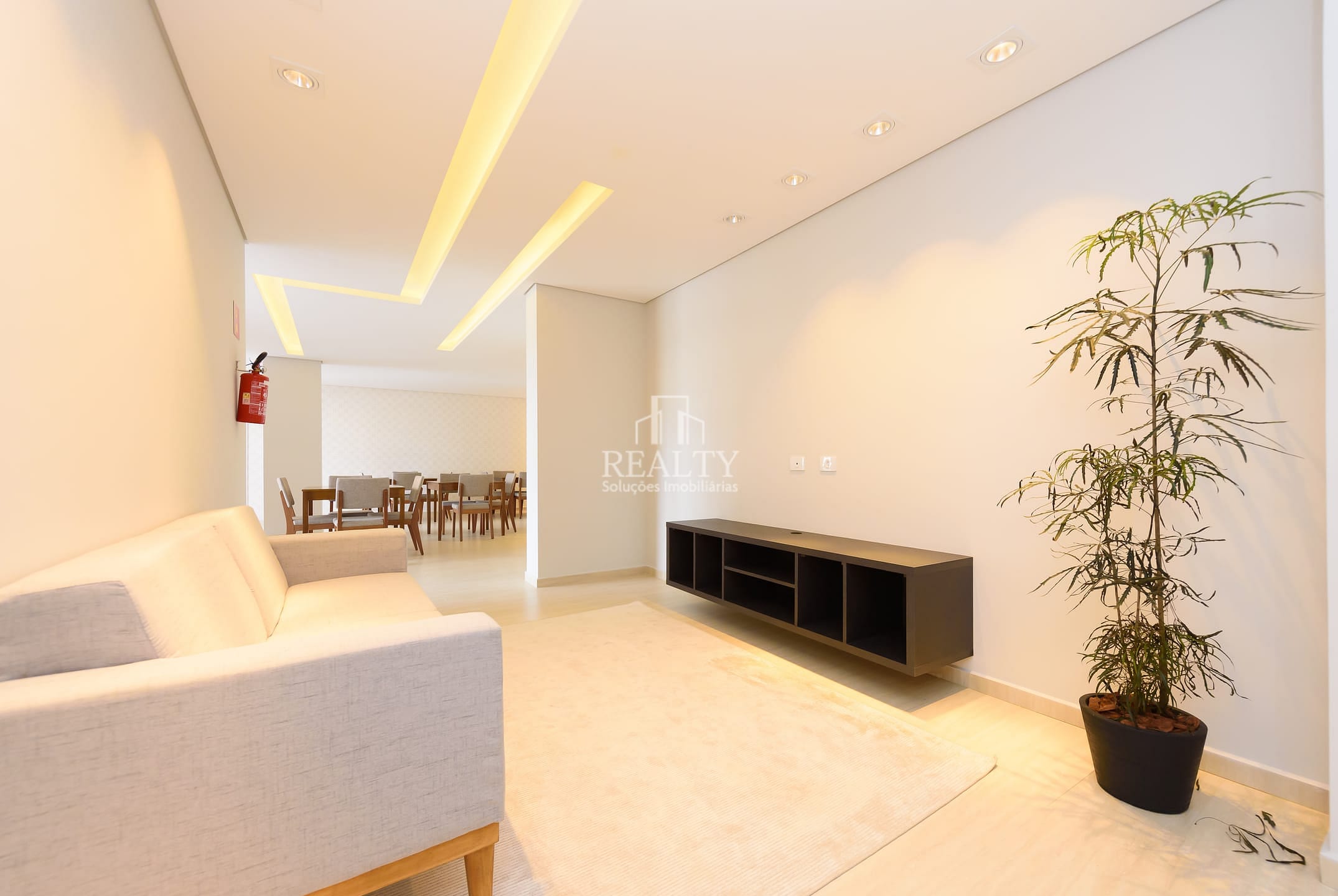 Apartamento à venda com 3 quartos, 77m² - Foto 4