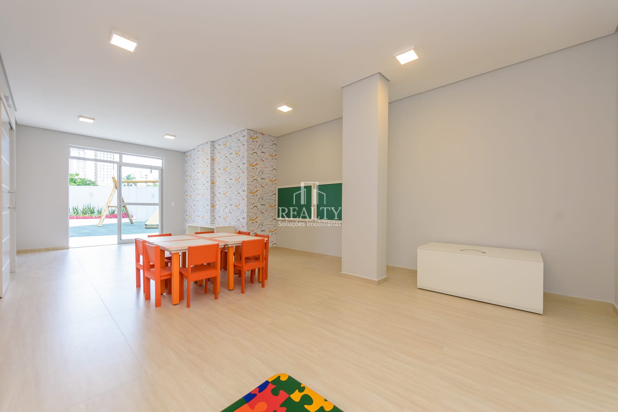 Apartamento à venda com 3 quartos, 77m² - Foto 13