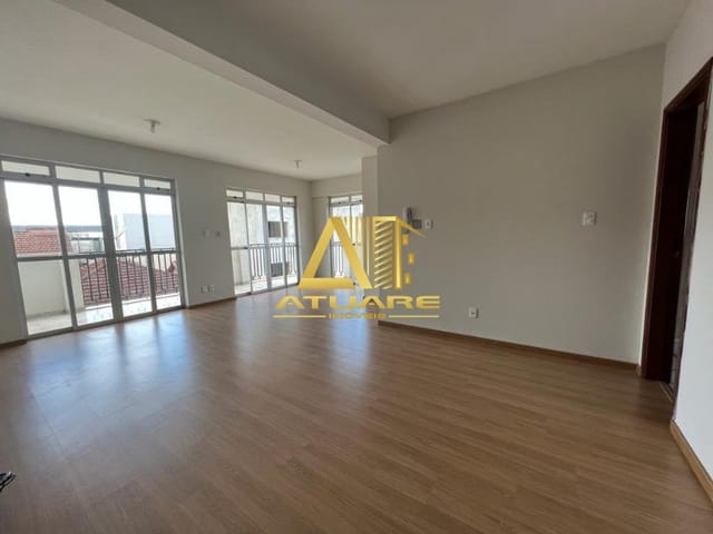 Apartamento com 140m² 3 quartos e 2 banheiros, para alugar, no bairro Centro em Pouso Alegre