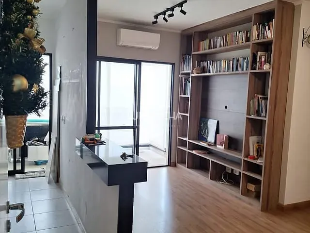 Apartamento 2 quartos e 2 banheiros, à venda, no bairro Granja Viana em Cotia