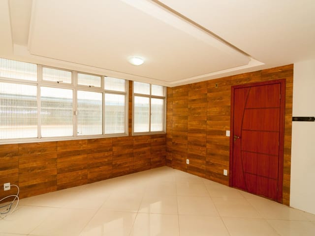 Apartamento 2 quartos e 1 banheiro, à venda, no bairro Jardim da Penha em Vitória