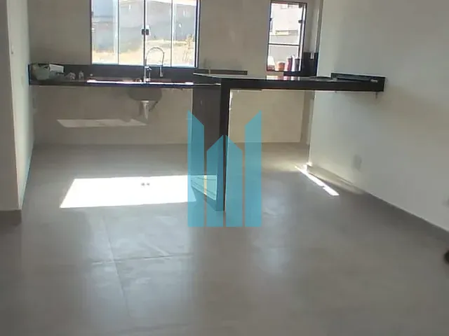 Apartamento 2 quartos e 2 banheiros, à venda, no bairro Loteamento Caldense em Poços de Caldas