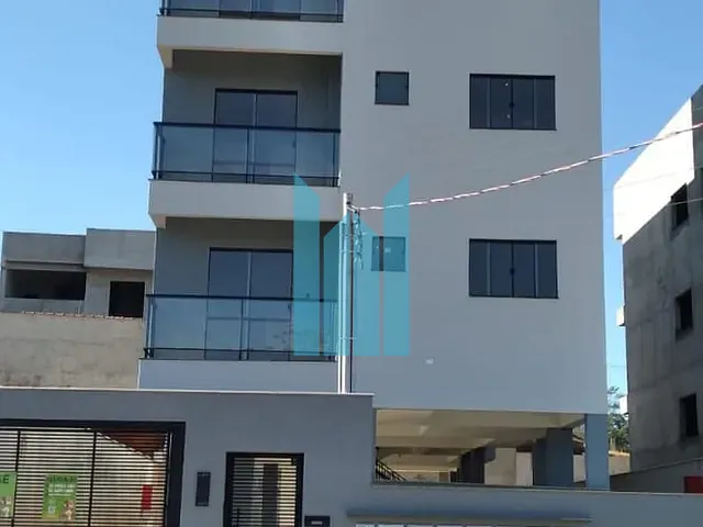 Apartamento 2 quartos e 2 banheiros, à venda, no bairro Loteamento Caldense em Poços de Caldas
