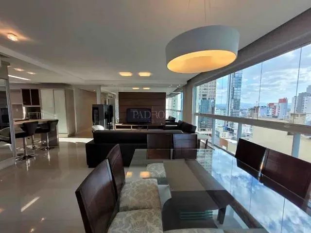 Apartamento 3 quartos e 4 banheiros, à venda, no bairro Centro em Balneário Camboriú