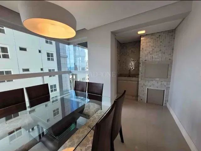 Apartamento 3 quartos e 4 banheiros, à venda, no bairro Centro em Balneário Camboriú