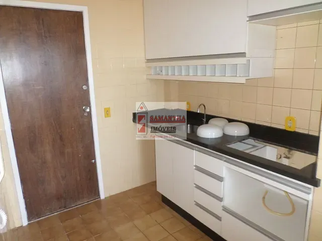 Apartamento 2 quartos e 2 banheiros, para alugar, no bairro Asa Norte em Brasília