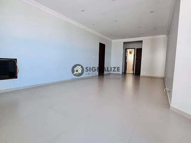 Apartamento com 159m² 3 quartos e 2 banheiros, à venda, no bairro Centro em Cabo Frio