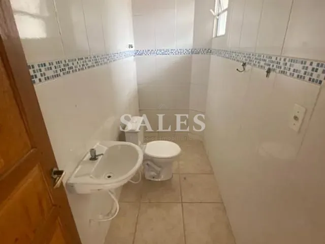 Kitnet com 30m² 1 quarto e 1 banheiro, para alugar, no bairro Santo Antônio em Juiz de Fora