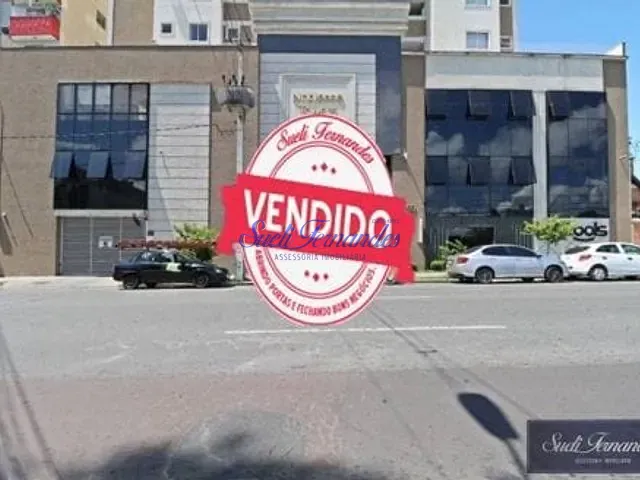 Apartamento com 123m² 3 quartos e 1 banheiro, à venda, no bairro Centro em São José dos Pinhais