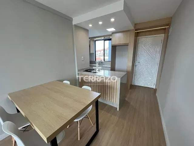 Apartamento com 60m² 2 quartos e 1 banheiro, à venda, no bairro Village Santa Helena em Volta Redonda
