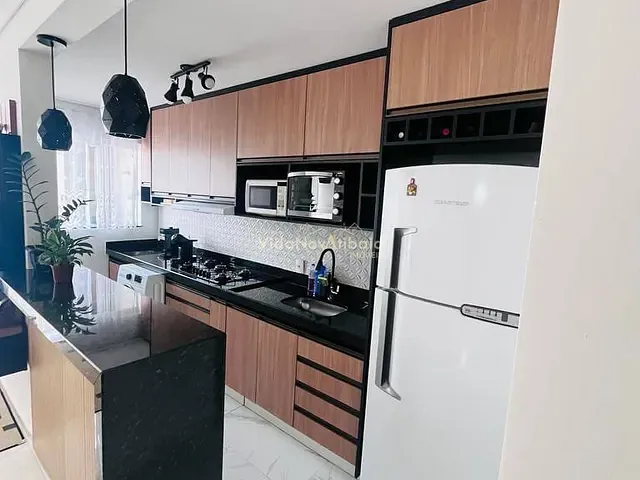 Apartamento 2 quartos e 1 banheiro, à venda, no bairro Nova Cerejeira em Atibaia