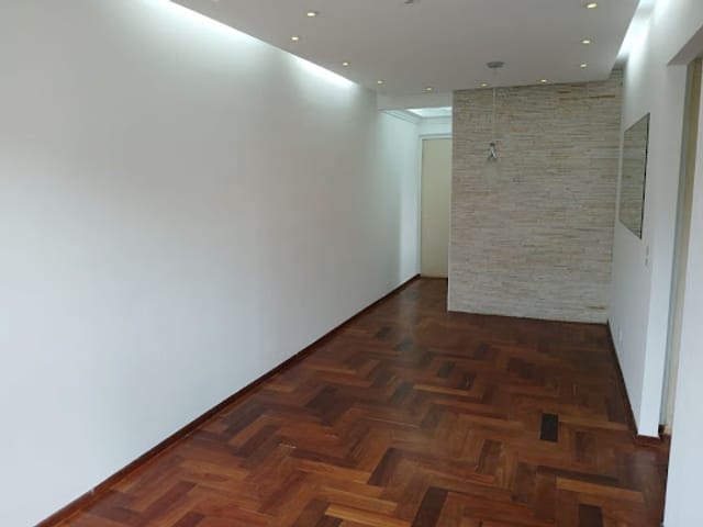 Apartamento 2 quartos e 1 banheiro, à venda, no bairro Cumbica em Guarulhos