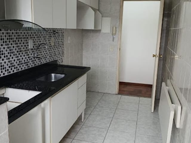Apartamento 2 quartos e 1 banheiro, à venda, no bairro Cumbica em Guarulhos