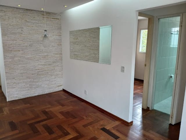 Apartamento 2 quartos e 1 banheiro, à venda, no bairro Cumbica em Guarulhos