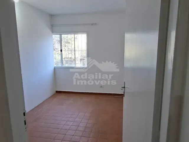 Apartamento 2 quartos e 1 banheiro, para alugar, no bairro Taboão em Diadema