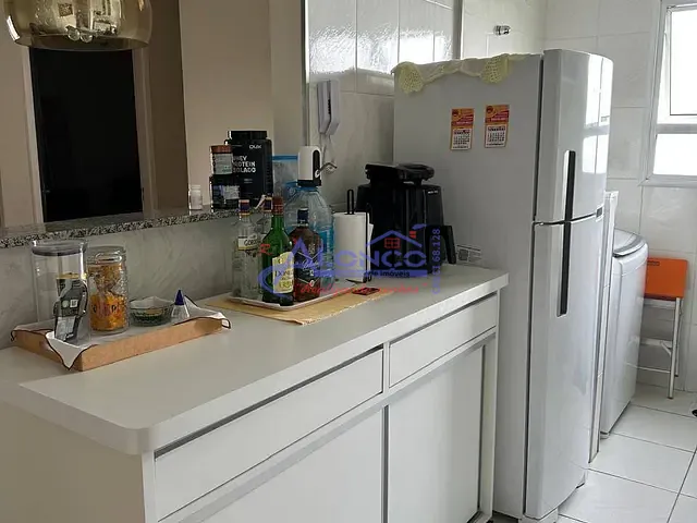 Apartamento 2 quartos e 1 banheiro, à venda, no bairro Jardim Primavera em Jacareí