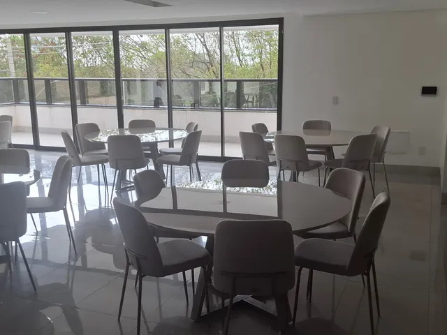 Apartamento com 271m² 4 quartos e 5 banheiros, à venda, no bairro Jardim Goiás em Goiânia