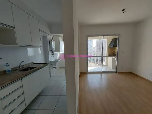 Apartamento 2 quartos e 2 banheiros, à venda, no bairro Fundação em São Caetano do Sul