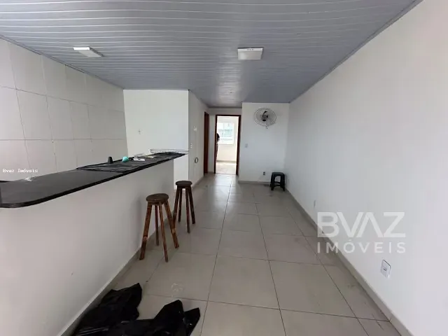 Apartamento com 60m² 2 quartos e 1 banheiro, para alugar, no bairro Jardim Flamboyant em Cabo Frio
