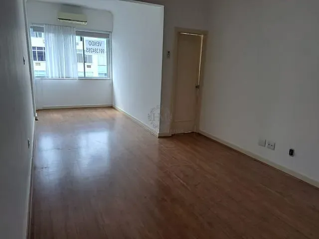 Apartamento com 95m² 3 quartos e 1 banheiro, à venda, no bairro Leblon em Rio de Janeiro