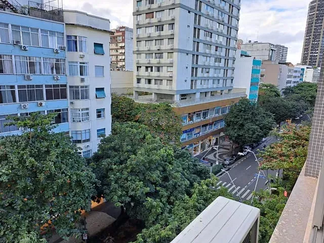 Apartamento com 95m² 3 quartos e 1 banheiro, à venda, no bairro Leblon em Rio de Janeiro