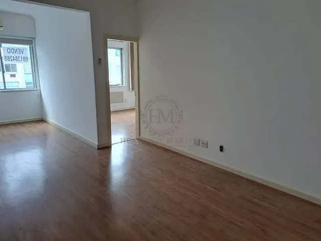 Apartamento com 95m² 3 quartos e 1 banheiro, à venda, no bairro Leblon em Rio de Janeiro