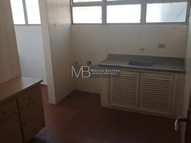 Apartamento 1 quarto e 1 banheiro, à venda, no bairro Centro em Londrina