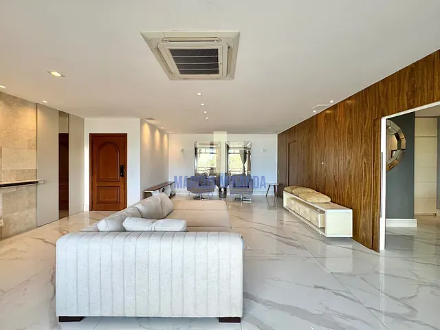 Apartamento com 250m² 3 quartos e 5 banheiros, à venda, no bairro Barra da Tijuca em Rio de Janeiro