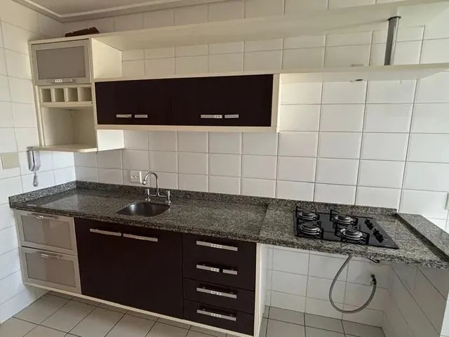 Apartamento com 10m² 3 quartos e 2 banheiros, para alugar, no bairro Gleba Palhano em Londrina