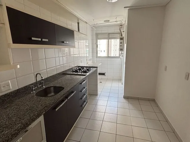 Apartamento com 10m² 3 quartos e 2 banheiros, para alugar, no bairro Gleba Palhano em Londrina