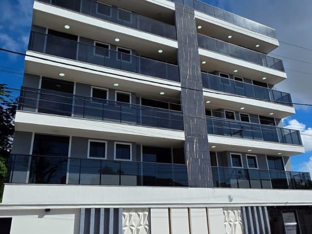 Apartamento 2 quartos e 1 banheiro, à venda, no bairro Costazul em Rio das Ostras