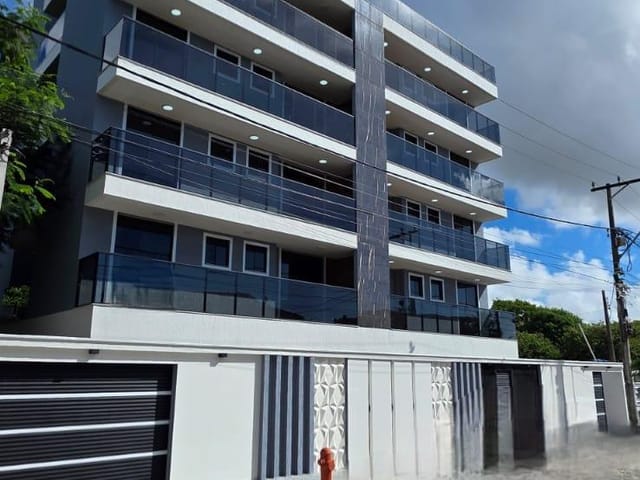 Apartamento 2 quartos e 1 banheiro, à venda, no bairro Costazul em Rio das Ostras