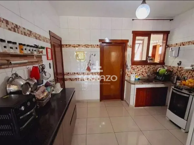 Apartamento 3 quartos e 1 banheiro, à venda, no bairro Vila Mury em Volta Redonda