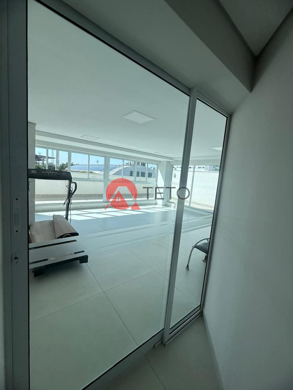 Apartamento para alugar com 1 quarto, 40m² - Foto 12